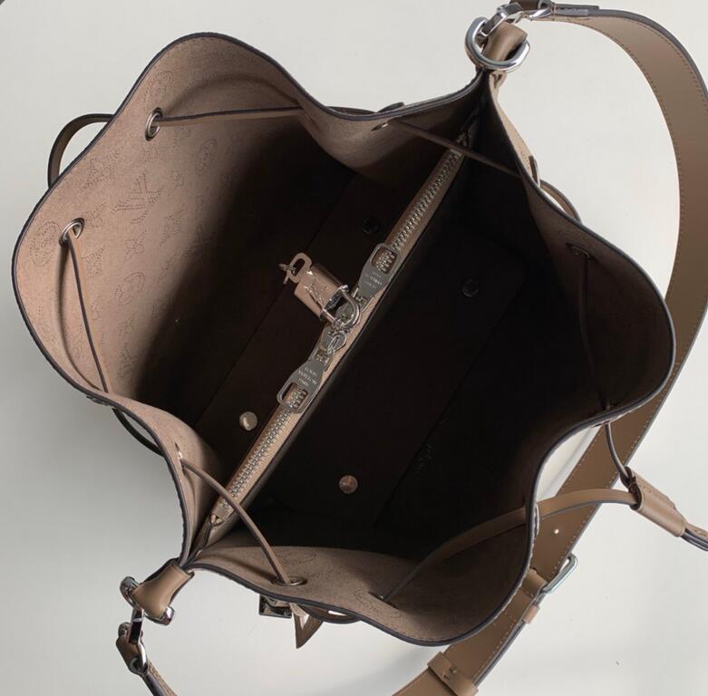 Luxe Touch Bags - 3085