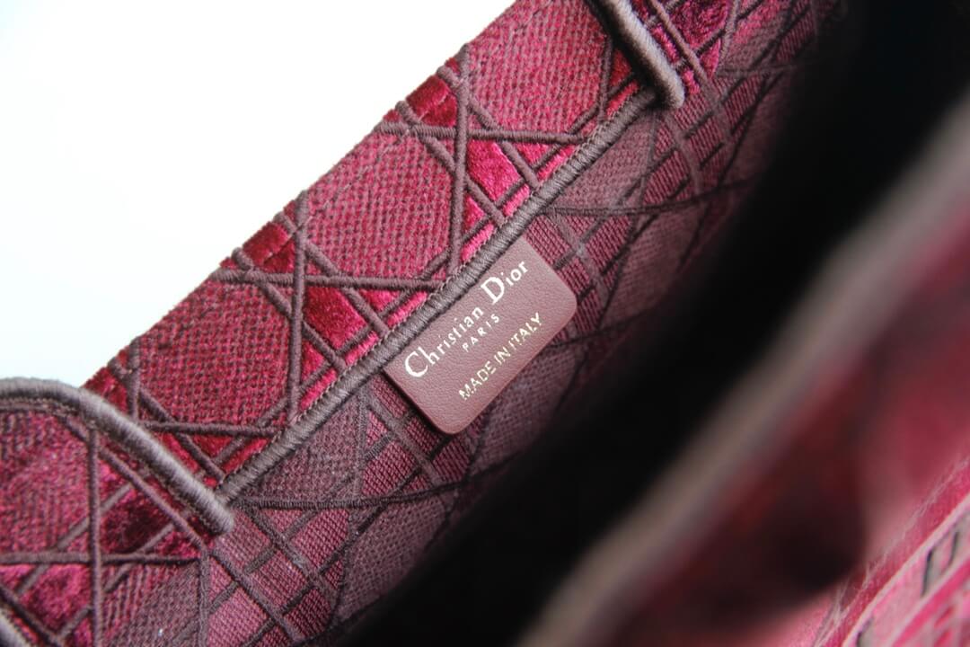 DIR1286 Book Tote BIG size 41.5cm 36.5cm Embroidery LOGO red Handbag rose red