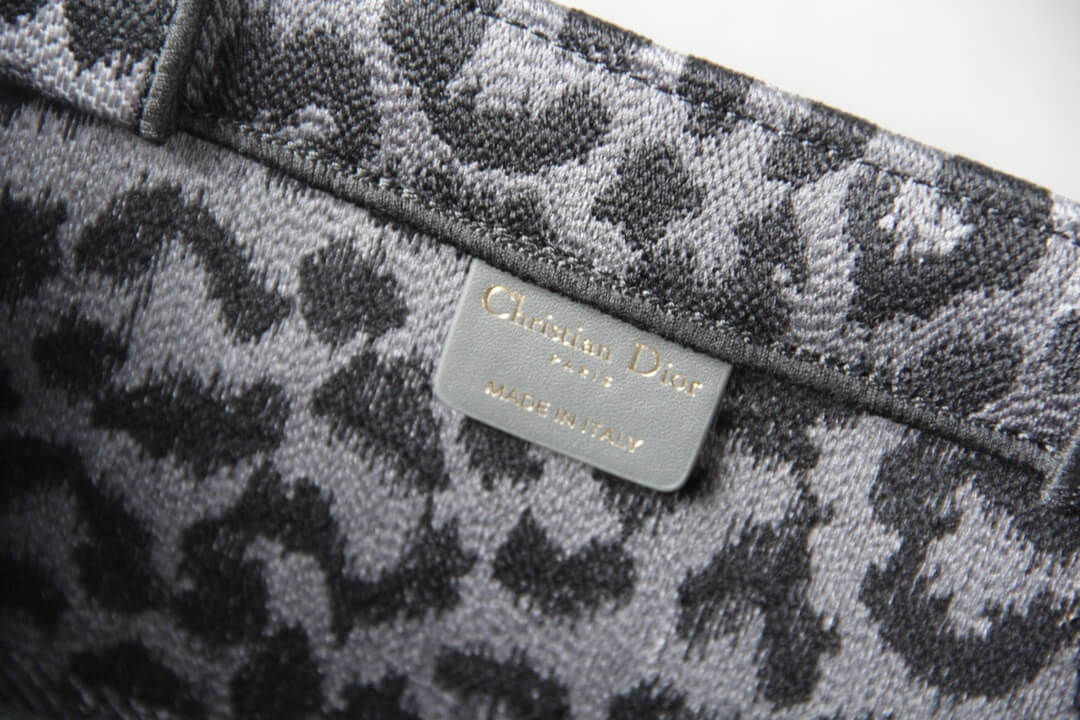 DIR1286 Book Tote BIG size 41.5cm 36.5cm Embroidery LOGO red Handbag Mizza-2