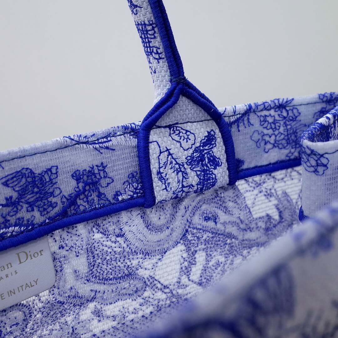 DIR1286 Book Tote big size 36.5cm 41.5cm Oblique Embroidery blue-5