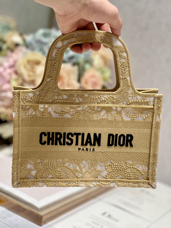 LTB - Luxe Touch Bags - 667
