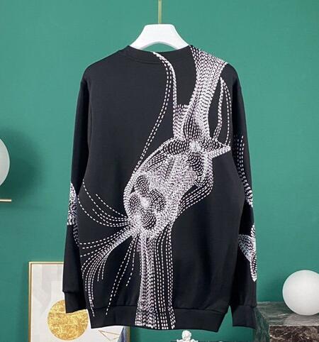 Luxe Touch Bags
- LTB Clothes - 391