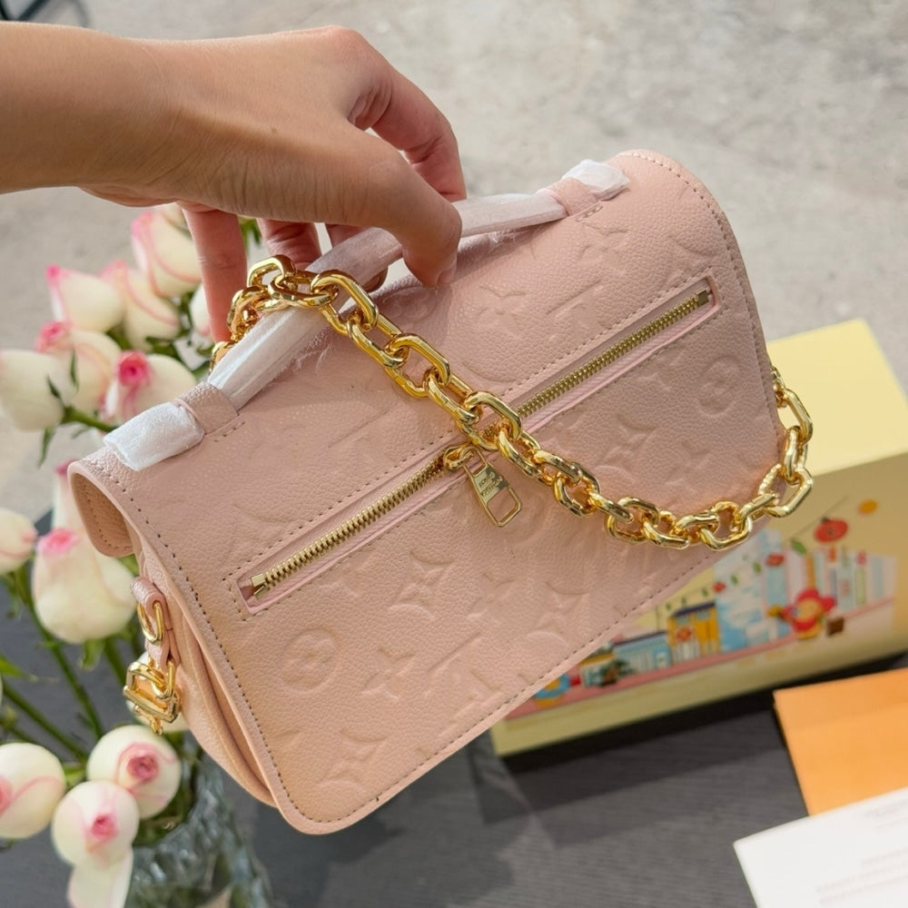 LV POCHETTE MÉTIS EAST WEST PINK OPALE 30CM M47045