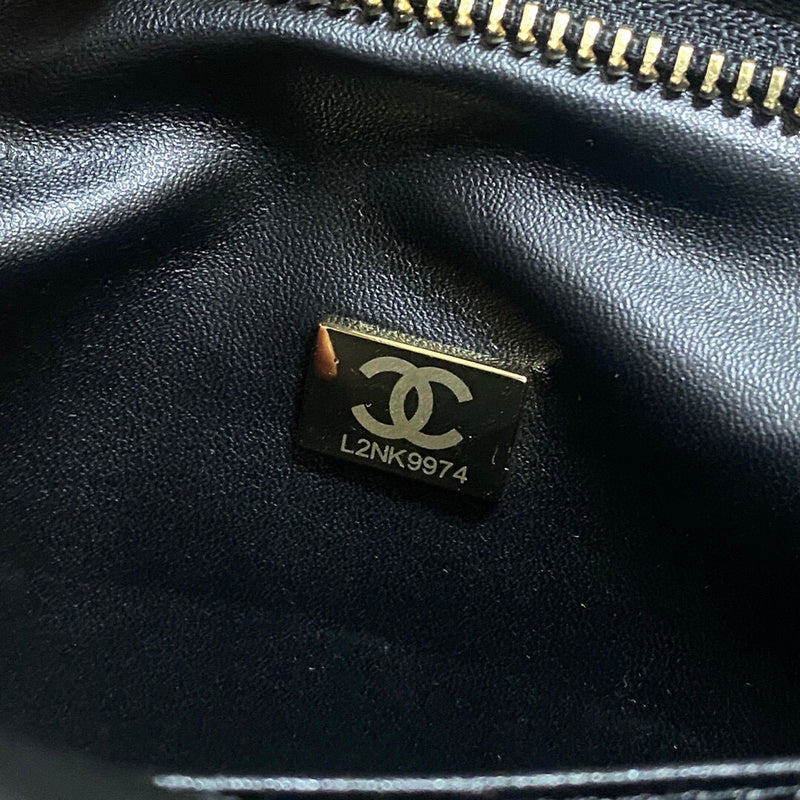Luxe Touch Bags
- Bags - 2777