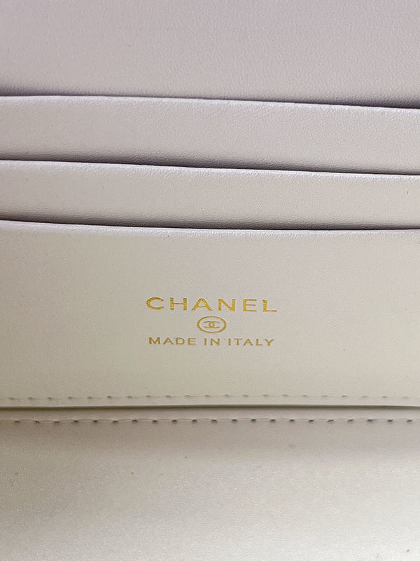 Luxe Touch Bags
- Bags - 3314