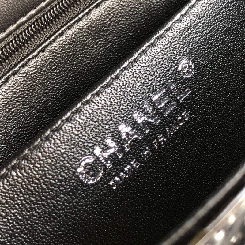 Luxe Touch Bags
- Bags - 2638