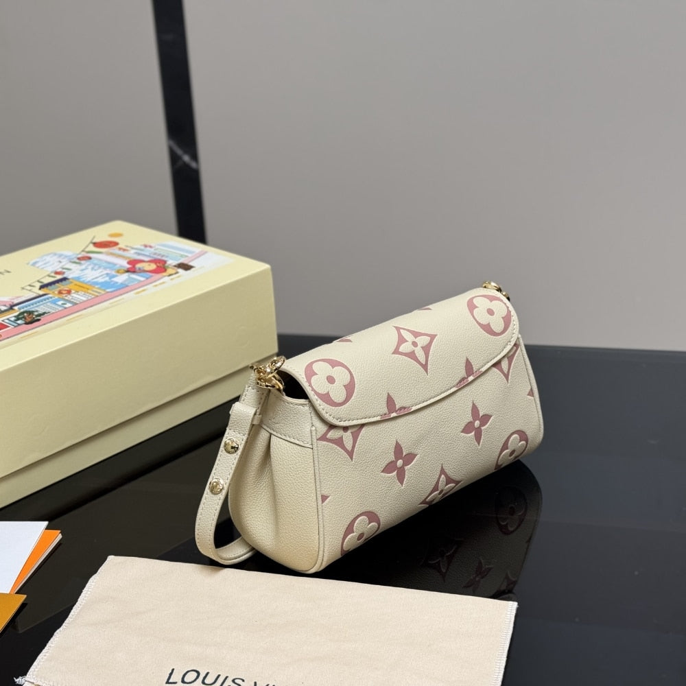 LV FAVORITE BAG ROSE TRIANON 23CM M46393