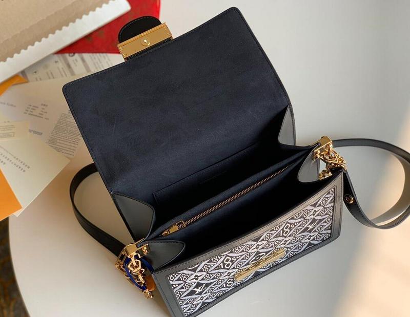 Luxe Touch Bags - 2624
