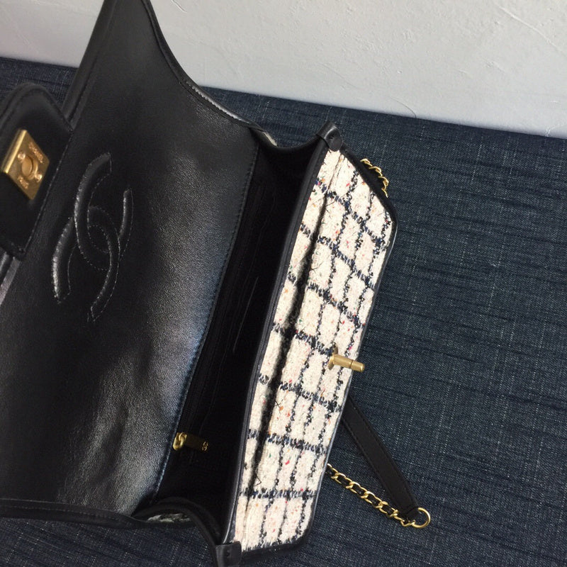 Luxe Touch Bags
- Bags - 2735
