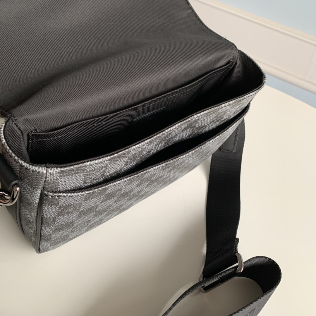 Luxe Touch Bags