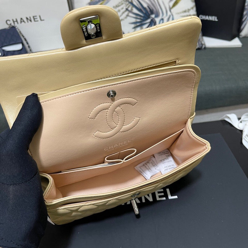 Luxe Touch Bags
- Bags - 3243