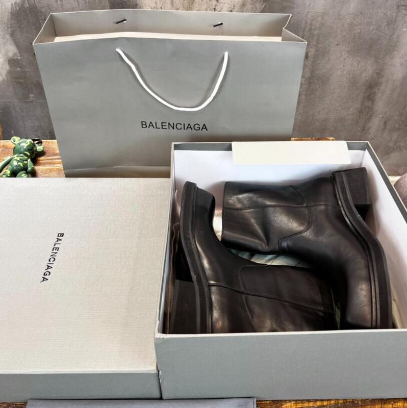 Luxe Touch Bags
- PD Men Shoes - 184