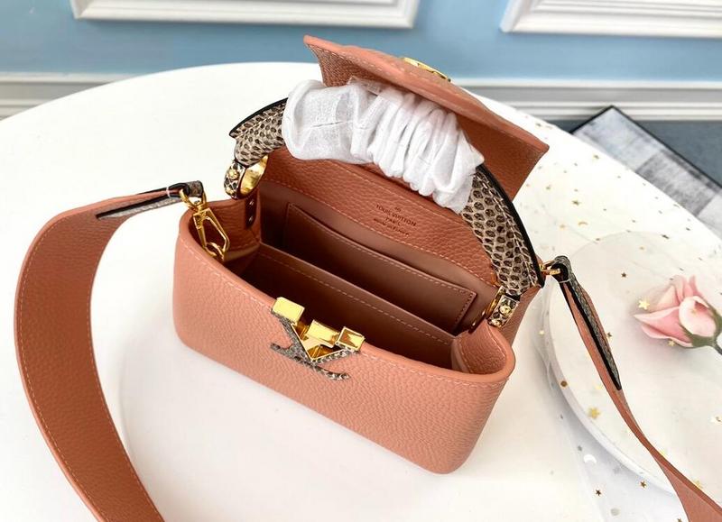 Luxe Touch Bags
- LTB Bags - 2600