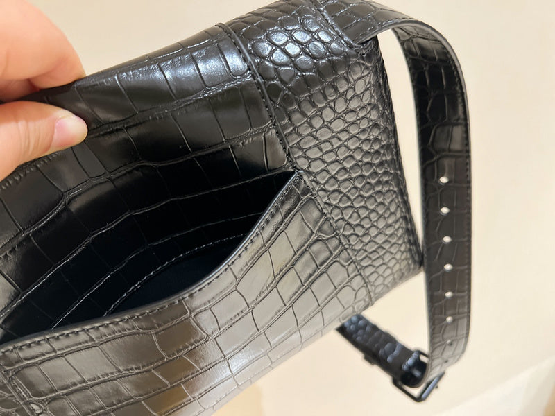 Luxe Touch Fashion - BGA Bags - 1591