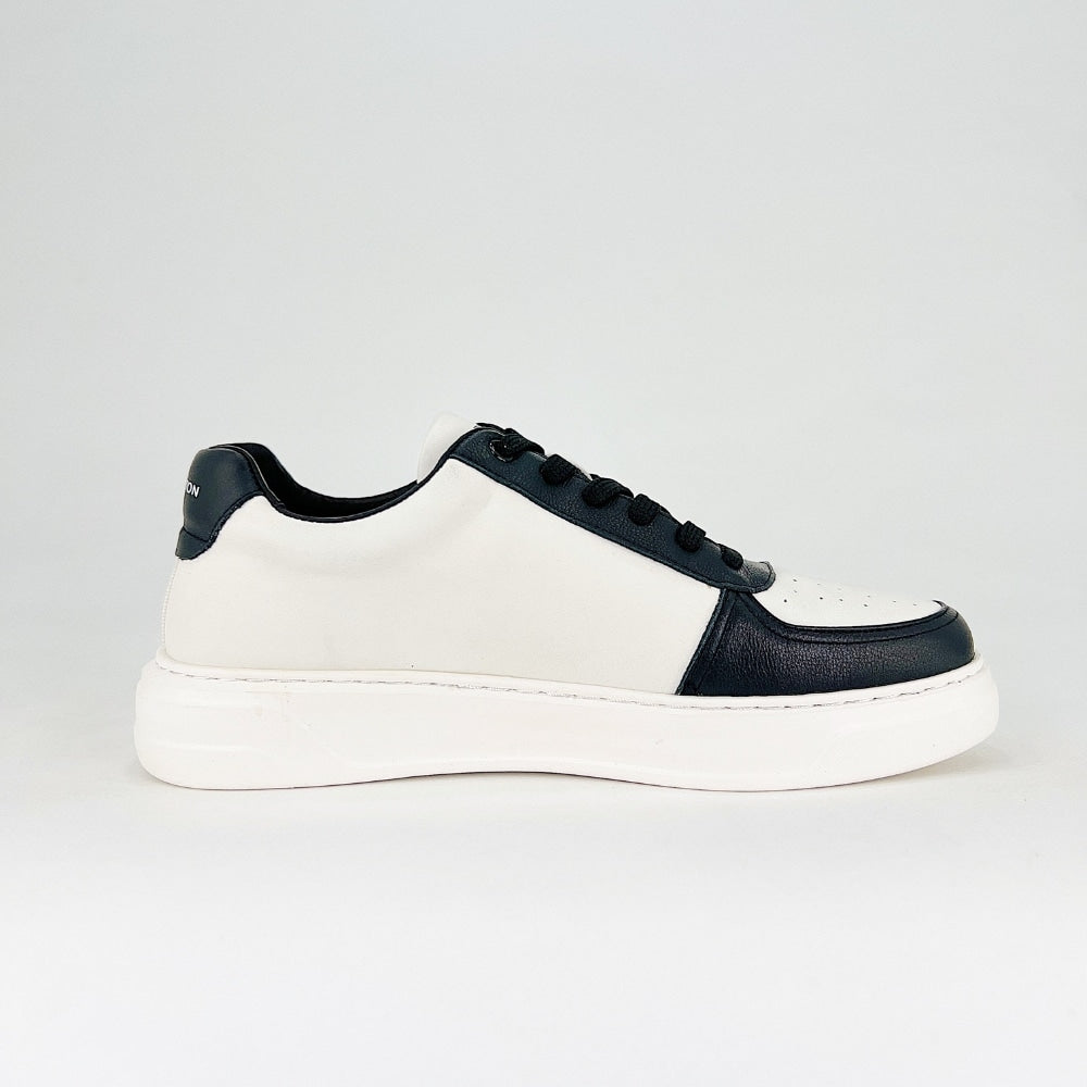 LV RIVOLI SNEAKER BLACK