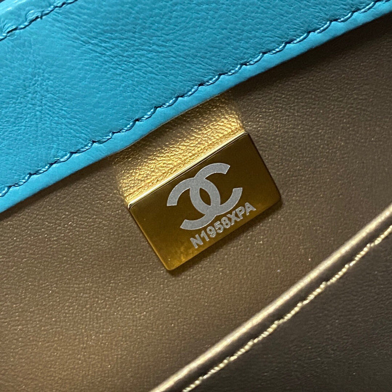 Luxe Touch Bags
- Bags - 3354