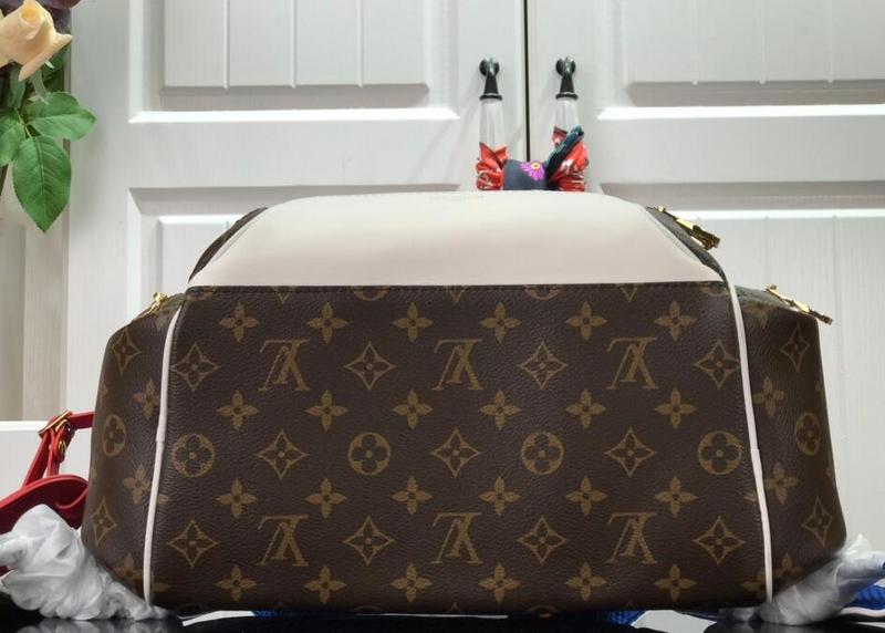 Luxe Touch Bags
- LTB Bags - 2514