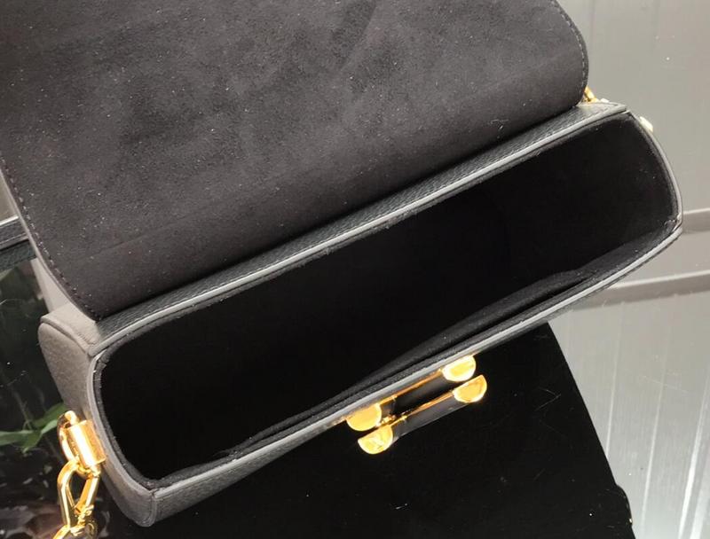 Luxe Touch Bags
- LTB Bags - 2368