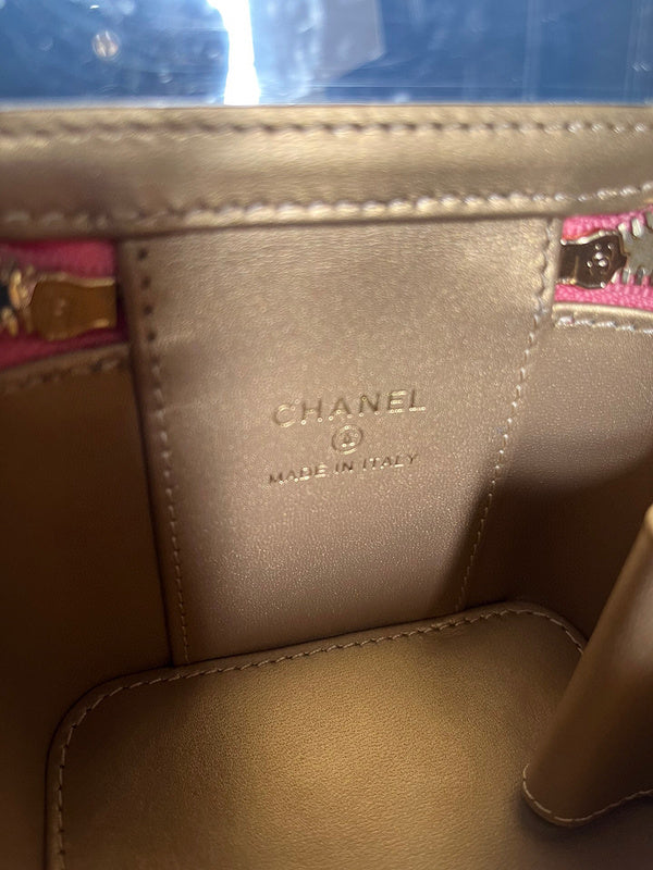 Luxe Touch Bags
- Bags - 3077