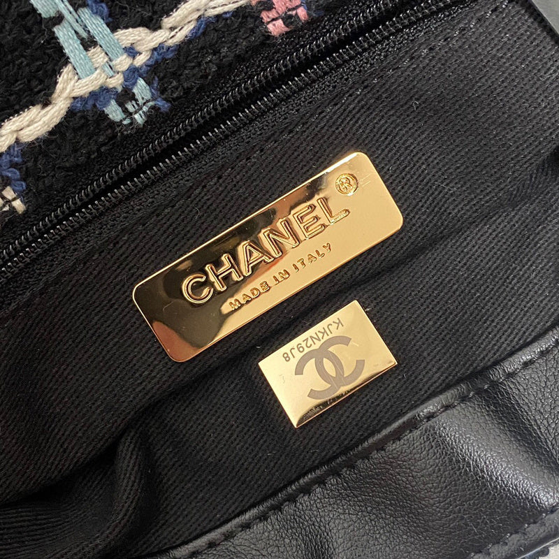 Luxe Touch Bags
- Bags - 3290