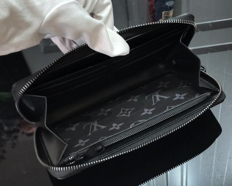 Luxe Touch Bags
- LTB Bags - 2336