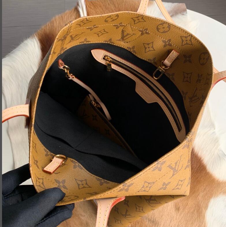Luxe Touch Bags
- LTB Bags - 3044