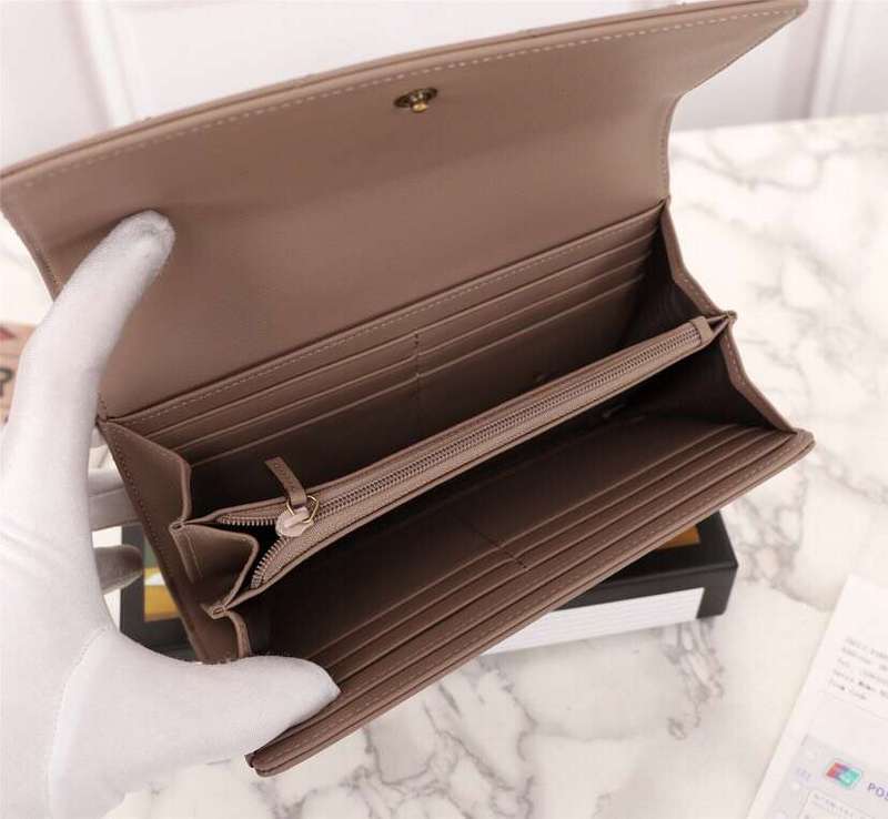 Luxe Touch Bags
- LTB Bags - 648