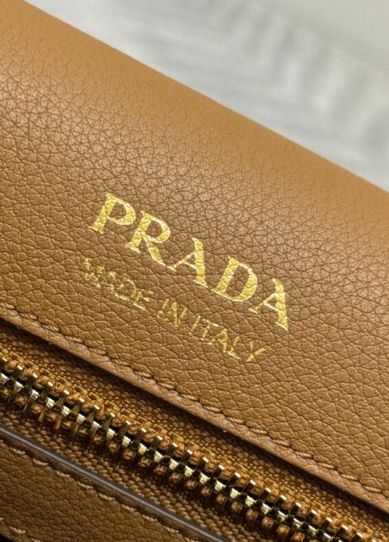 Luxe Touch Bags
- PD Bags - 050