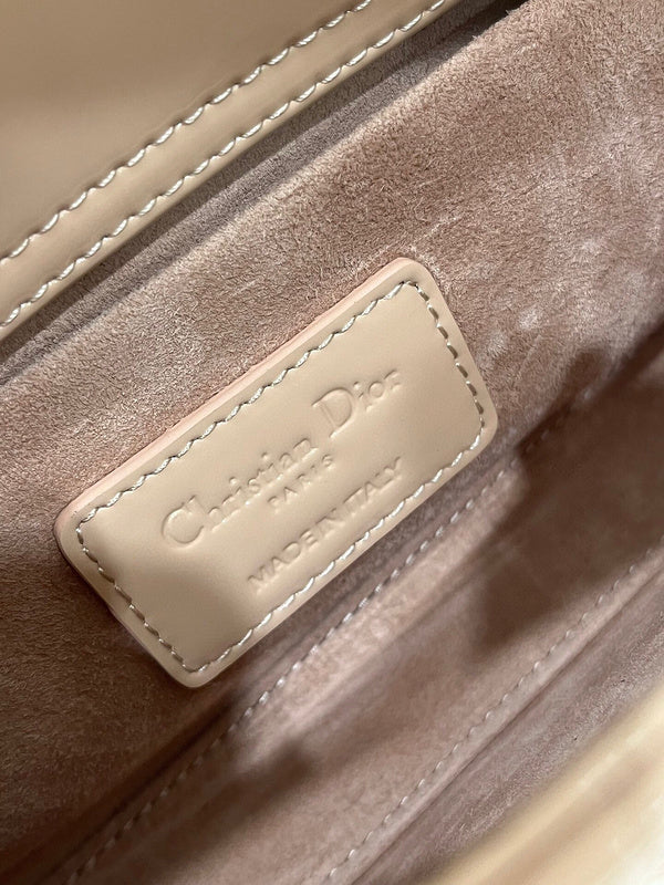 LTB - Luxe Touch Bags - 689