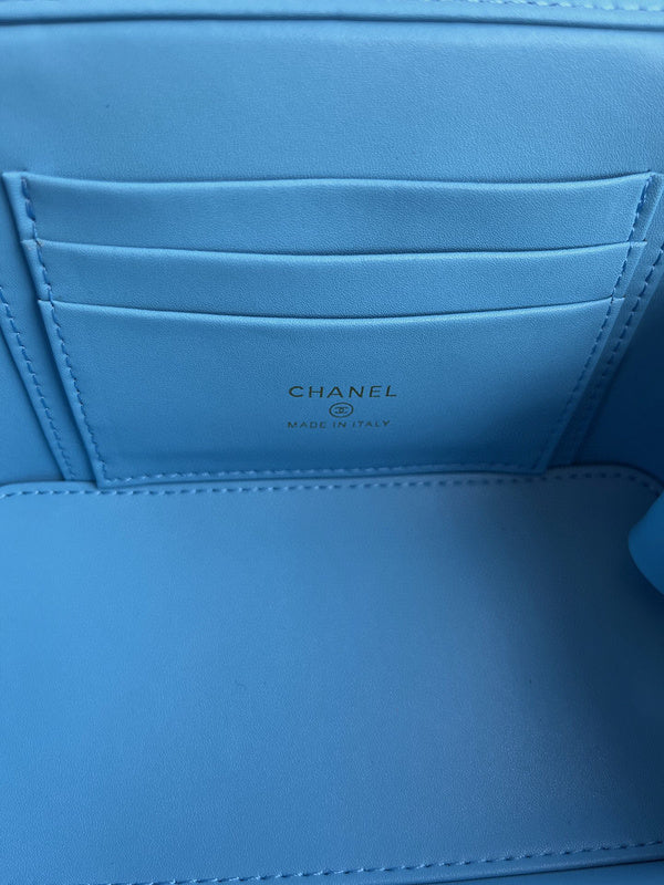Luxe Touch Bags
- Bags - 3301
