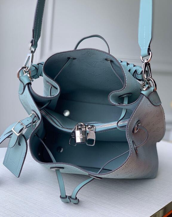 Luxe Touch Bags
- LTB Bags - 2993