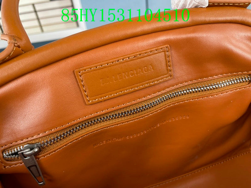 Luxe Touch Fashion - BGA Bags - 2010