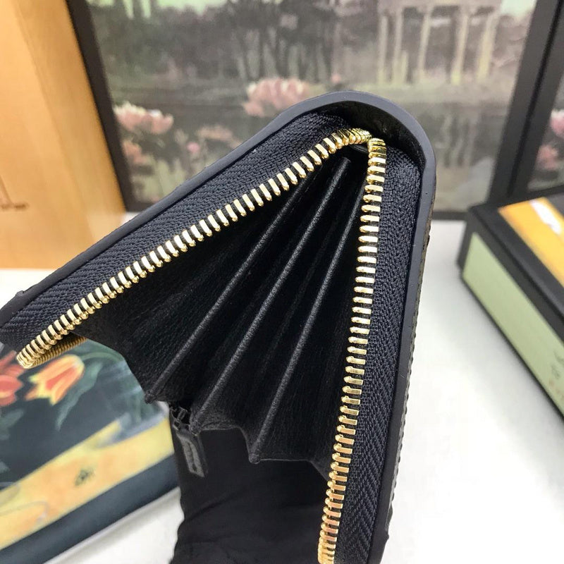 Luxe Touch Bags
- LTB Bags - 1088