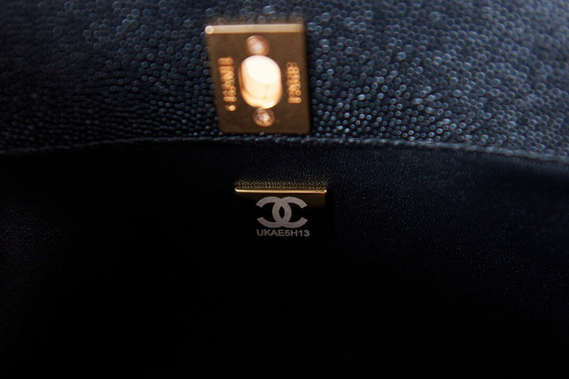 Luxe Touch Bags
- Bags - 2895
