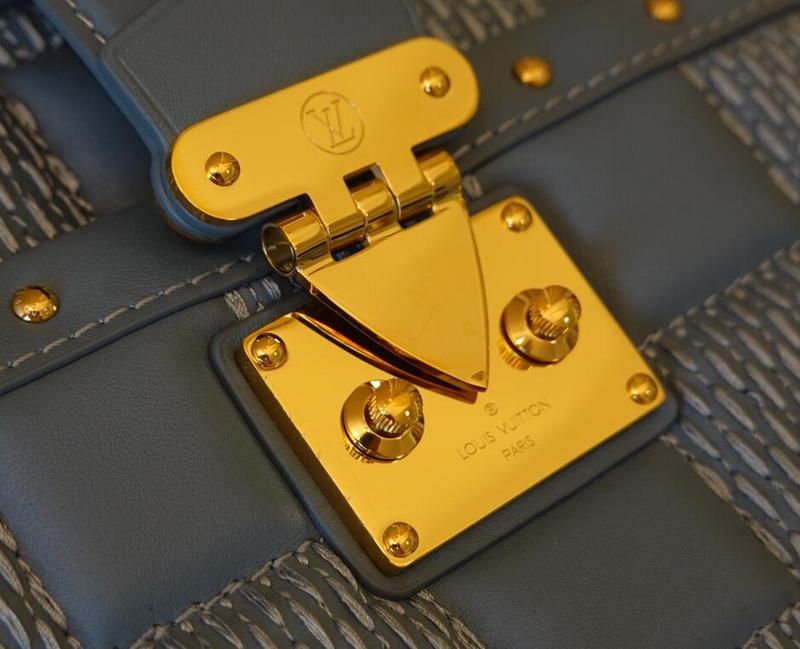 Luxe Touch Bags - 2201