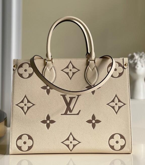 Luxe Touch Bags - 2488
