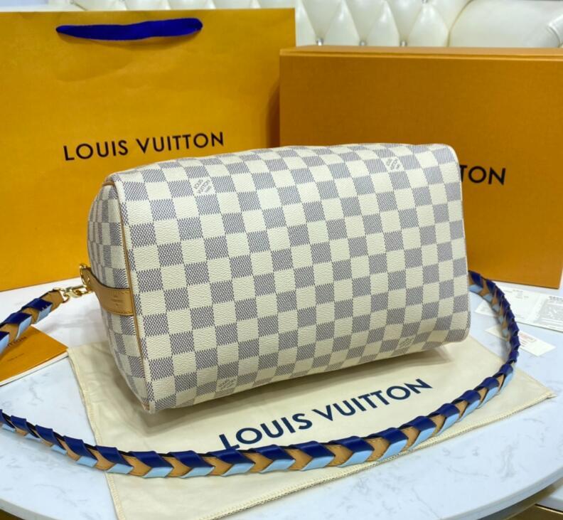 Luxe Touch Bags
- LTB Bags - 2369