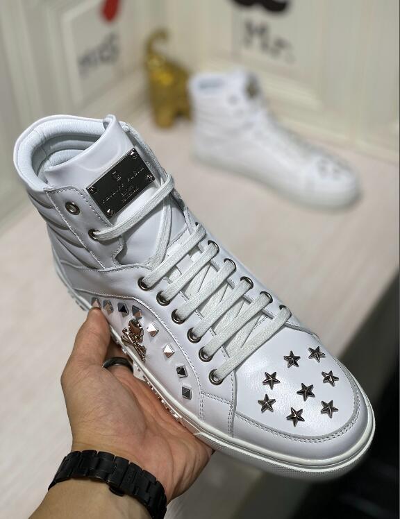 Luxe Touch Bags
- PHP Shoes - 089