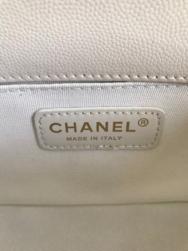 Luxe Touch Bags
- Bags - 3499