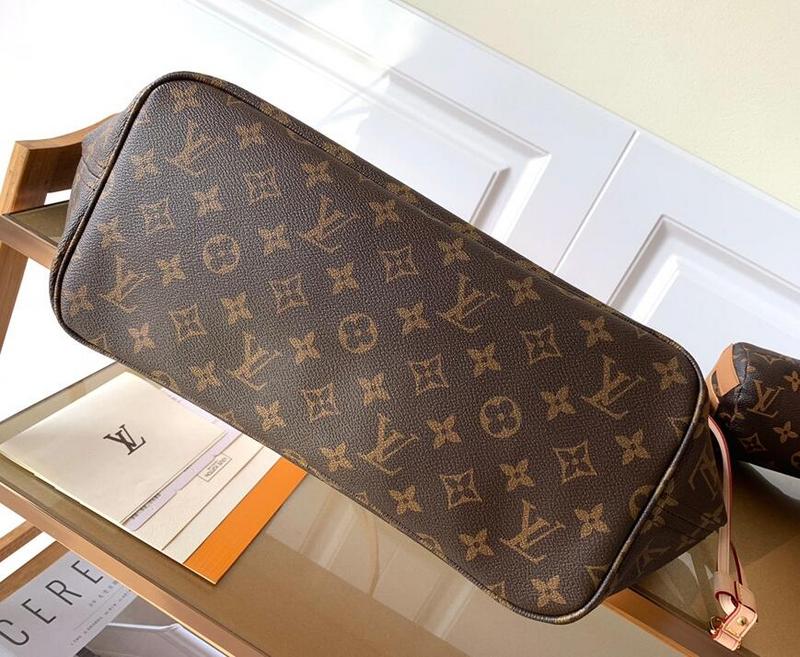 Luxe Touch Bags
- LTB Bags - 2522