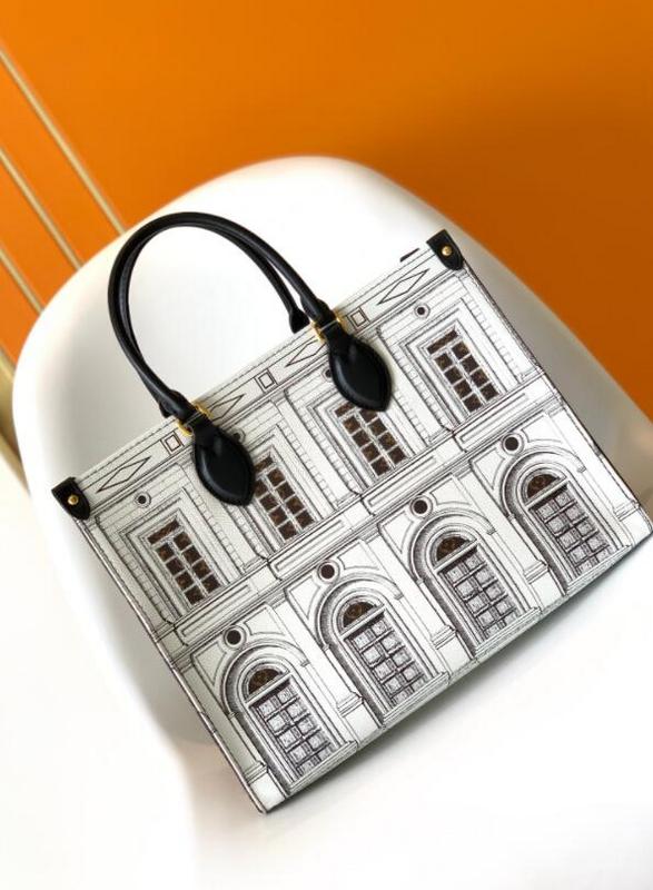 Luxe Touch Bags
- LTB Bags - 2150
