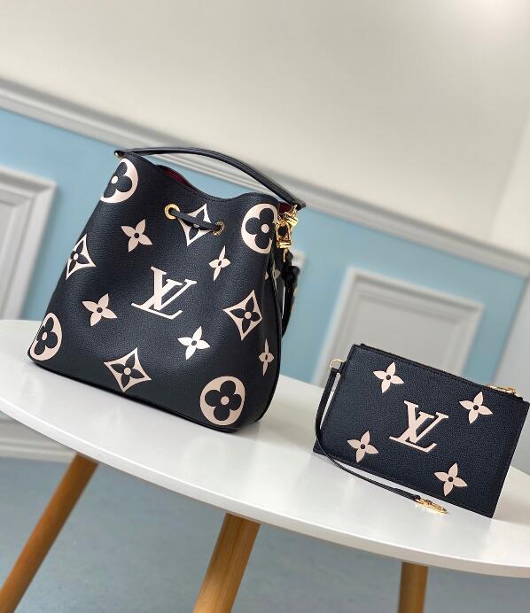Luxe Touch Bags
- LTB Bags - 2698