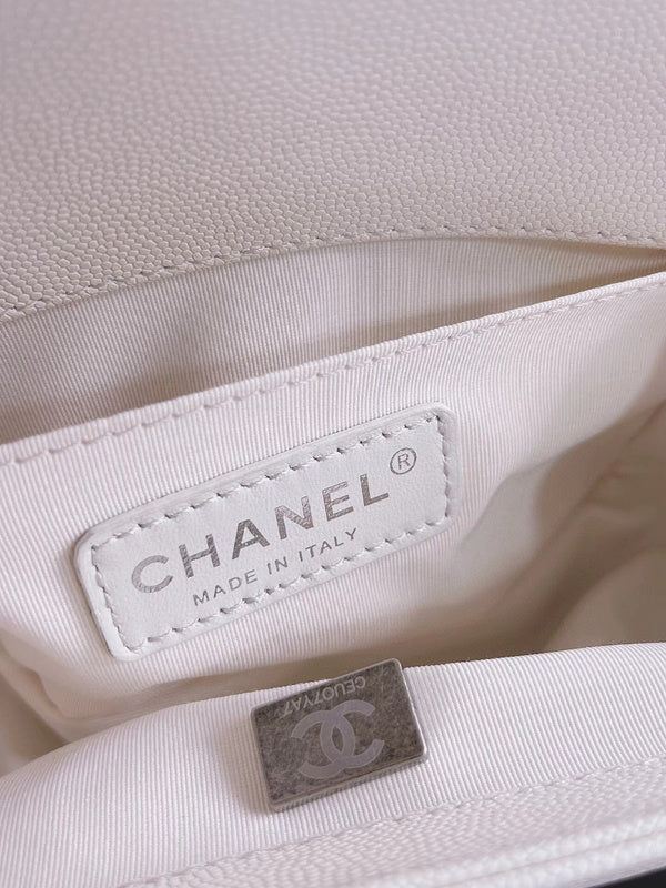Luxe Touch Bags
- Bags - 3199