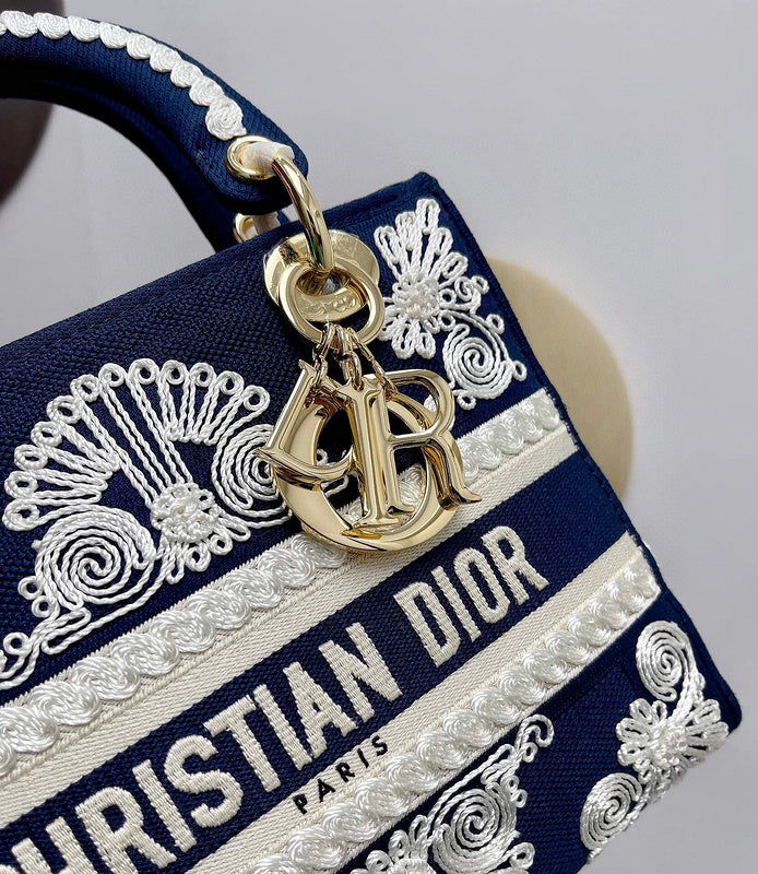LTB - Luxe Touch Bags - 082