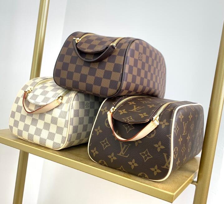 Luxe Touch Bags - 2699