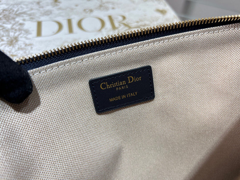 LTB - Luxe Touch Bags - 584