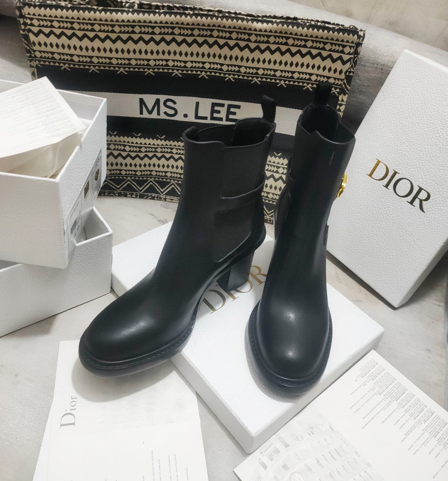 DD 30 MONTAIGNE HEELED ANKLE BOOT BLACK SUPPLE CALFSKIN KCI950VSO S900