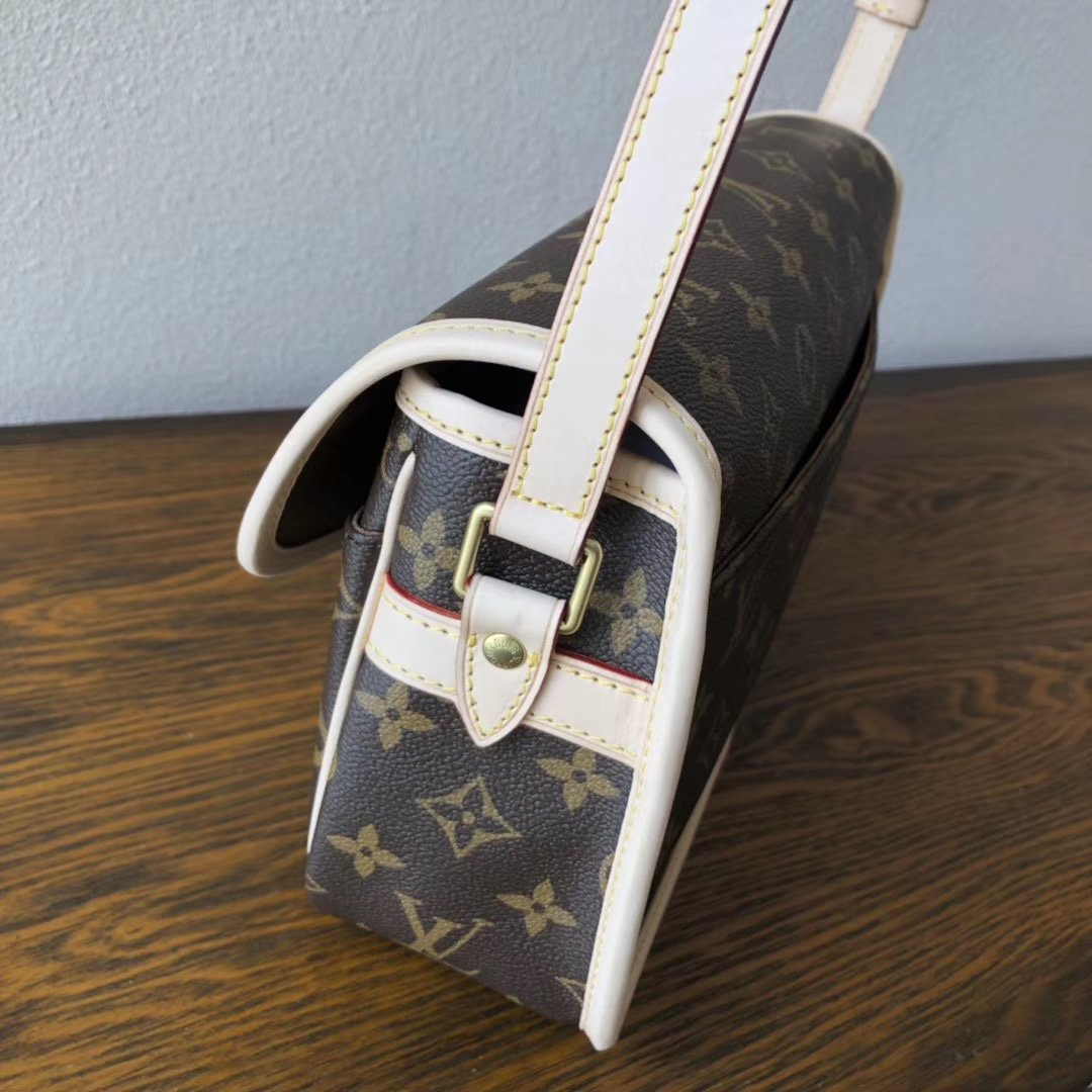 Luxe Touch Bags