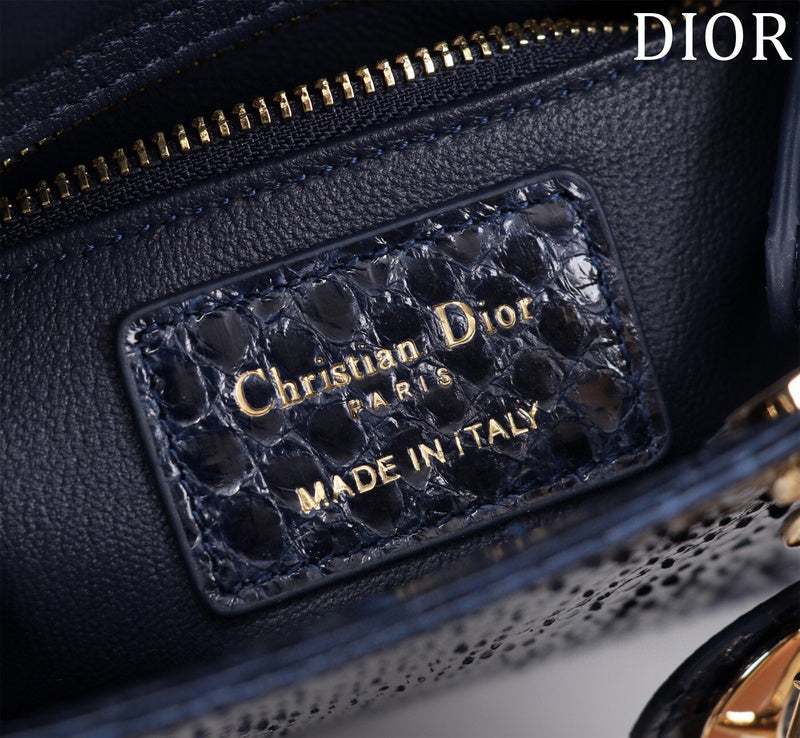 LTB - Luxe Touch Bags - 105
