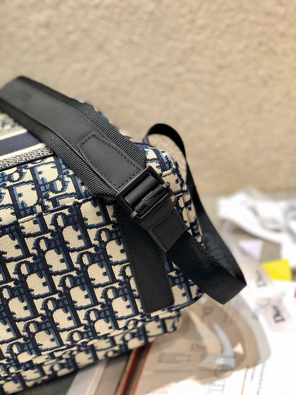 LTB - Luxe Touch Bags - 1901
